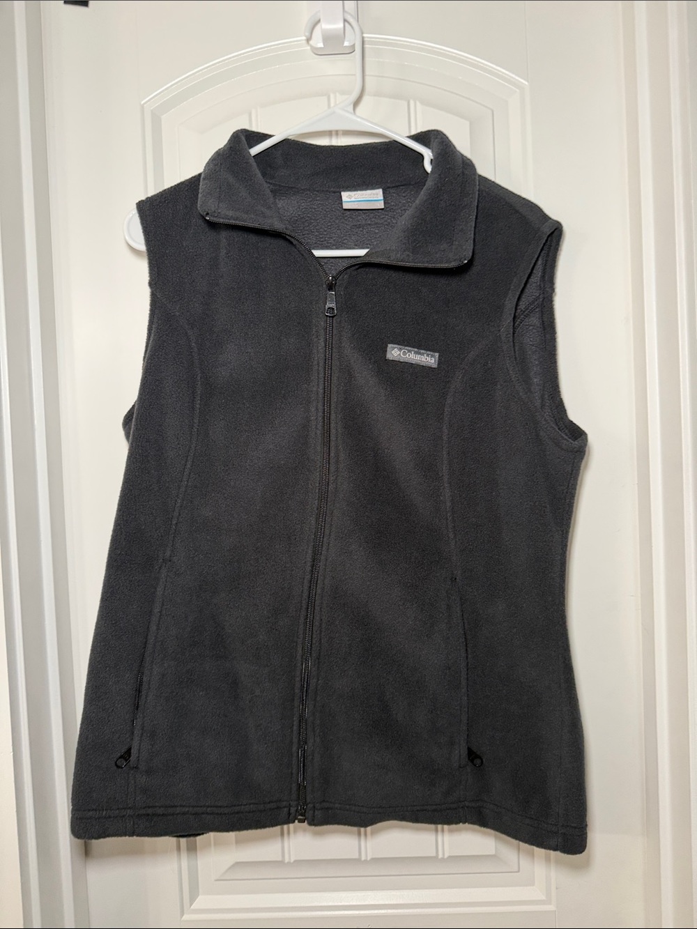 Columbia Charcoal Gray Fleece Vest - Women's Sleeveless Zip